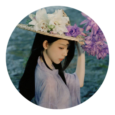 cevnters's profile picture. (season of summer) buss: selling premium accounts whenever you are, this is a promotion account. 🍸🪷 ° order fast : https://t.co/SD53MxLLI0