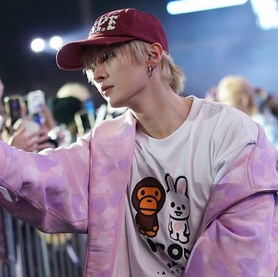 phoenliix's profile picture. Me and jeongchanlix reborn with our music life

Saw @Stray_Kids 11/07/2025
D-56 @BIGTIMERUSH 14/12/2025