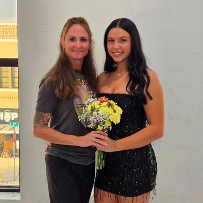 nhampto's profile picture. 