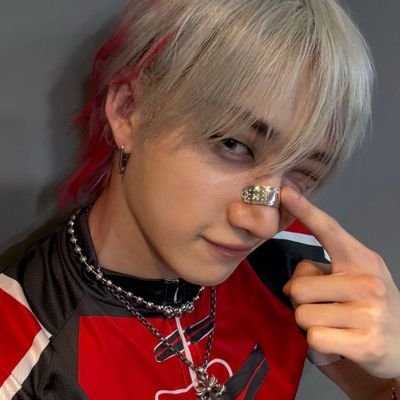 lixdeoki's profile picture. tell me
all your
deepest
darkest desires