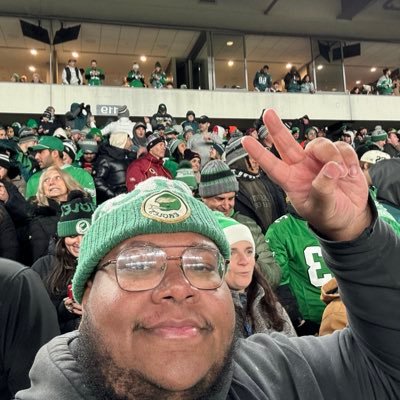 NotKadar's profile picture. an upstanding degenerate  #TMC 🏁💙 #Greenwall