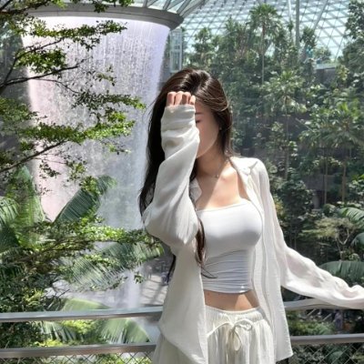 eliinsderlund's profile picture. 道はあなたの足元にあり、夢は遠くにある