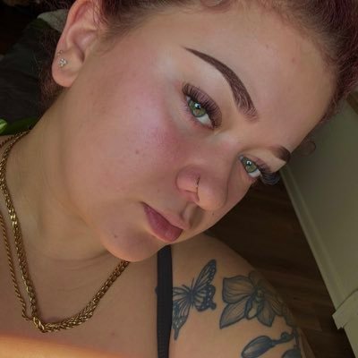 askaboutsammie's profile picture. continue with your own discretion 🪄 ♋︎ ♌︎ ♏︎