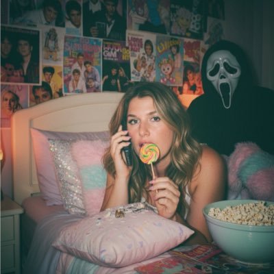 bombdiggity1983's profile picture. Haven’t always been “antivaxx”..My deodorant only works if you wear yours. Immune systems DO NOT save lives, vaccines do😝“SCIENTIST” drinking/wastewater👩🏻‍🔬