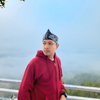 Ahmad_Qrniawan's profile picture. 🎓 S. Kom | Digital Art | Content Creator Youtube | 🇮🇩
Bermimpilah setinggi langit, sampai kamu nabrak satelit