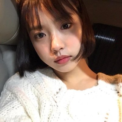 kazchup's profile picture. normal girl, girling.