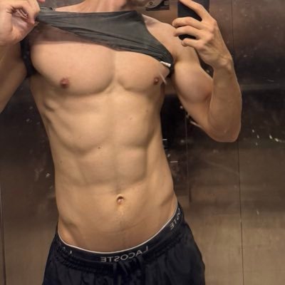 omlkrj's profile picture. HOT CARIOCA //Exclusive acess https://t.co/zNxZ3mxpZ3