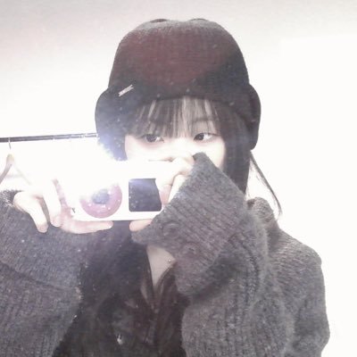 4YIHYUN's profile picture. — for 김다미, and my tulips 조이현 ♥︎ 추영우