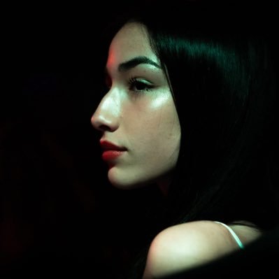 ah0eneww0rld's profile picture. 