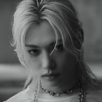 kyoongbok's profile picture. ⋆˚࿔.ᴏʙsᴇssᴇᴅ ᴡɪᴛʜ ʜɪs sᴛᴀʀʀʏ ғʀᴇᴄᴋʟᴇs & ʙᴏʙᴀ ᴇʏᴇs.ᥫ᭡ 
— 23y • she/any ✧  ( ´ㅅ` )  ⋆05.04.25 || 15.06.25⋆ 🌱 
ฅᨐฅ ᵐᵉᵒʷˎˊ˗