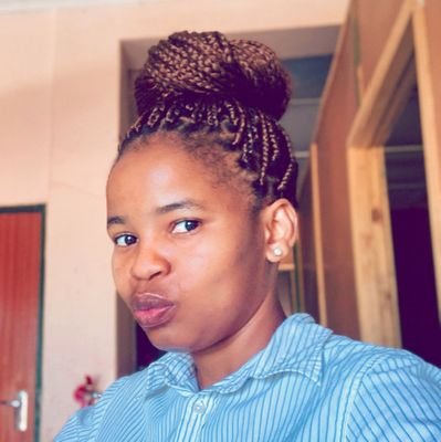 ShamiNcube's profile picture. Journalist. Mom.Bookworm. Aspiring academic baddie.Gemini.Blogger https://t.co/QF7iGoT7a3