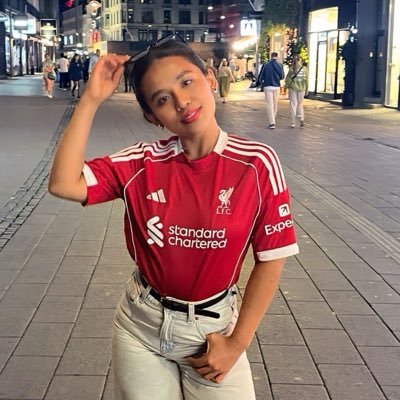 Ammykiki8's profile picture. Football isn't just a game it's my life.❤️ @lfc @bvb ( @cpulisic_10 You stole my heart, but I’ll let you keep it. ) | F1 : @Max33Verstappen 🏎❤️