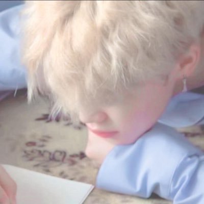 moonlitproof's profile picture. BTS : my forever artists ✿
 twinning with @boraminie7 ♡