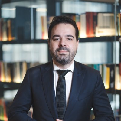 lazari_lucas's profile picture. Advogado | Membro da Academia Brasileira de Direito Eleitoral e Político (Abradep)