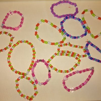 yani_creations's profile picture. 