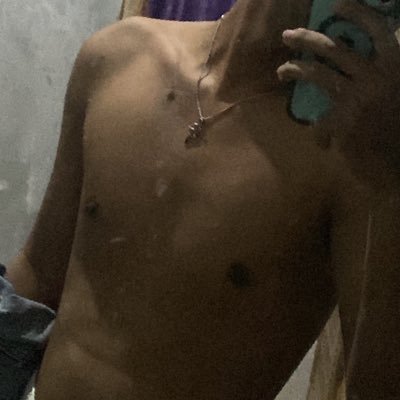 xvnooo's profile picture. 