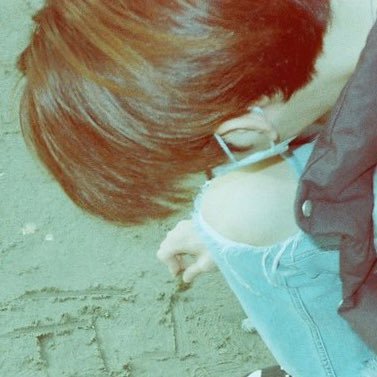 forsxb's profile picture. 우린 필연적인 관계니까