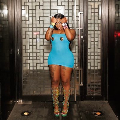 NickiBands's profile picture. NickiMinaj~LondonHill🎀Fan Account HillTon-diva 📲 #Spotify 🦄🔮updates ,on #LondonHill🎀