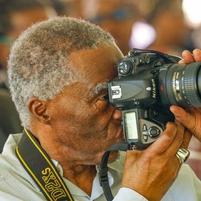 Nyathi_nsindane's profile picture. Politics. Philosophy. Economy.