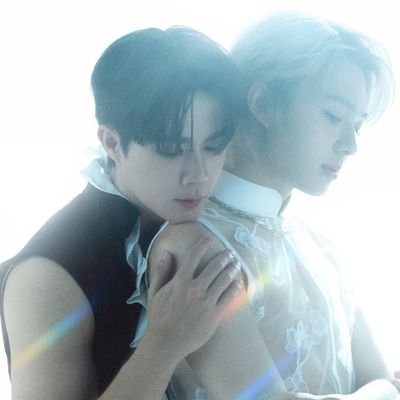 ZeeNuNew_321's profile picture. 