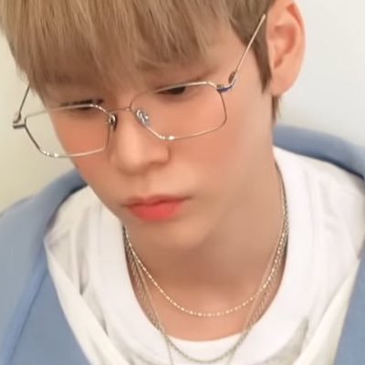 nekog3ow's profile picture. ผิดที่ชั้น