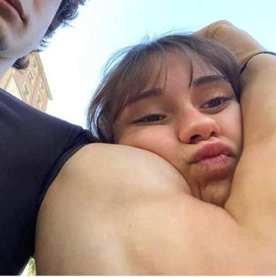 yosraa27's profile picture. خدي ليك قرب عليا💃