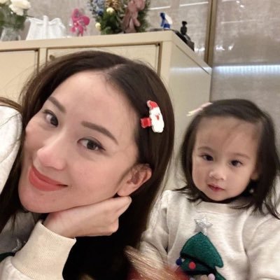 realshysly's profile picture. 🙏🏻🙏🏻🙏🏻