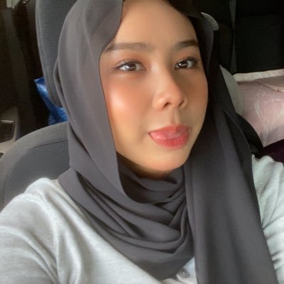 ayshasuraya's profile picture. nyomnyommmm