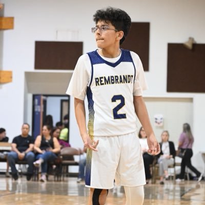 3colonAlex's profile picture. 5’7 point guard Class of 29’