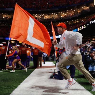 unctheaddict's profile picture. A sense of humor is the main measure of sanity • Former degenerate gambling piece of shit • 40 year tour caddie • Vaya con dios ✝️
