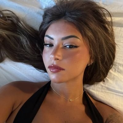 gabsmfmoura's profile picture. made in Brazil 🦋