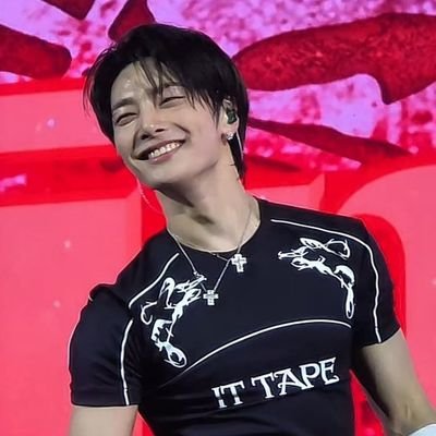 BBread 🍞 KARMA !!さんのプロフィール画像