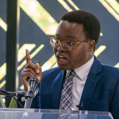 EconomicsMajozi's profile picture. South African political economist, executive director of @amiSouthAfrica, author, & global speaker | For bookings: +2763 769 7149 or info@phumlanimajozi.com