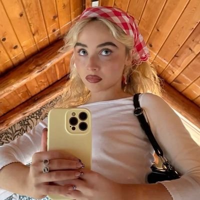 sabsguilty's profile picture. love is never lost when perspective is earned