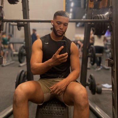 gabsantana13's profile picture. besta para o paysandu, rato de academia e concurseiro 👍🤝