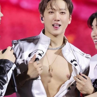 j_one_CP02's profile picture. 23y • 🇧🇷 (New Collector)
                                                                                                                        ela/dela