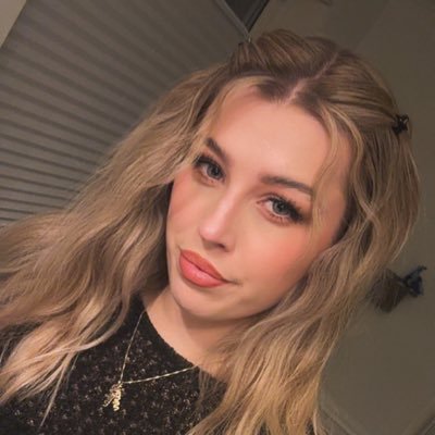 miissariee's profile picture. I like playing videogames 🧝🏼‍♀️ 🤍💍@itsmonstr