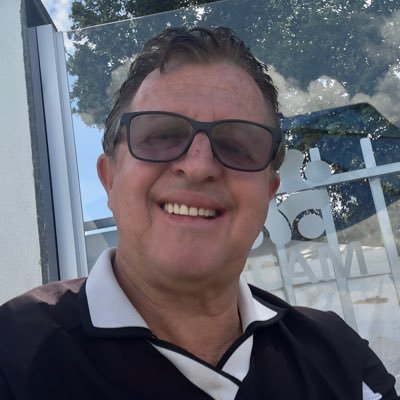 ccdbfeec9911430's profile picture. Só a fé em Deus nos fortalece