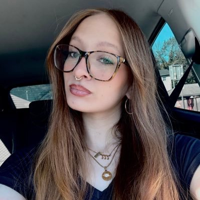 yeahhx4's profile picture. voices in my head tell me things i love to hate