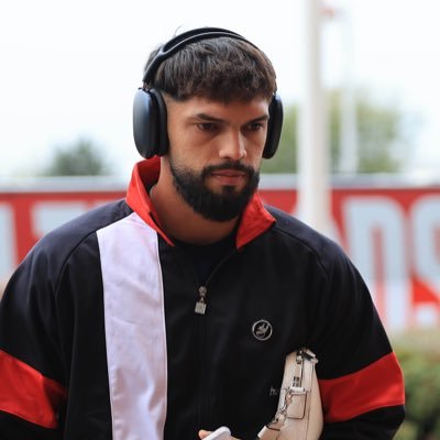 ikva_'s profile picture. Real Madrid the team of dreams🤍