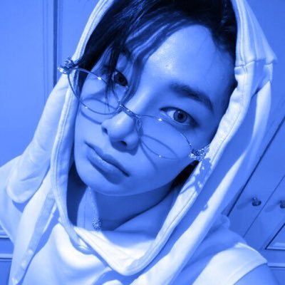 binsfavorite's profile picture. くコ:彡 | real down bad for Mr. Seo Changbin | FAN ACC | stay villain p1ece alphaz moodz blee power blue | she/her | ‘04