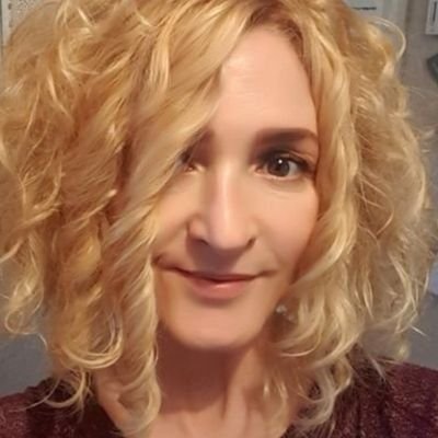 twistybonce's profile picture. I share pics taken by my daughter #daughterpic  Proud mum, GF, friend & sister. Mental health worker. I love nature, woodland, gardens & dogs 🦮🌳🕊️ 🍄