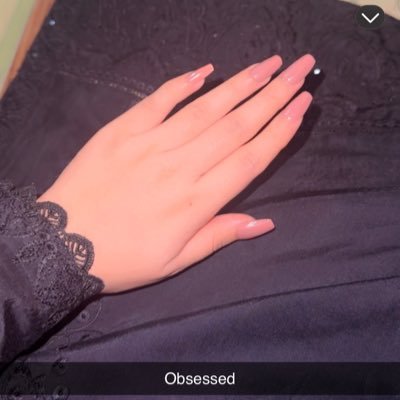 AmnaSial_'s profile picture. You do you, I’ll do way better.