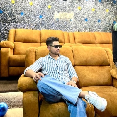 AmitSin79019234's profile picture. Fashion Looks®  Strong body, sharp systems  शरीर + सिस्टम | भारत 2047  https://t.co/k7bAWTcZDt Delhi