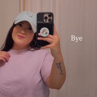 kaylacheyannee's profile picture. biggest music lover you’ll ever meet 👑 if you don’t know, don’t worry 💌