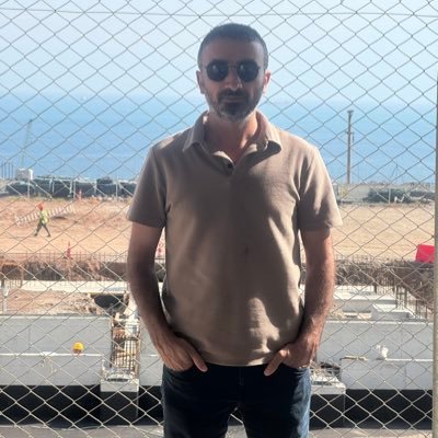 ercn39's profile picture. İnsanı sevileceği kadar sev fazlası yük olur.