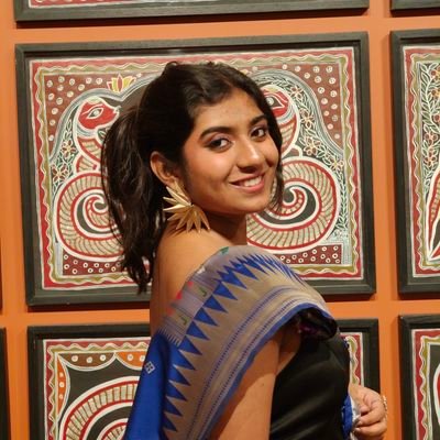 Riyakadam136's profile picture. Abe lavde,chup 😘