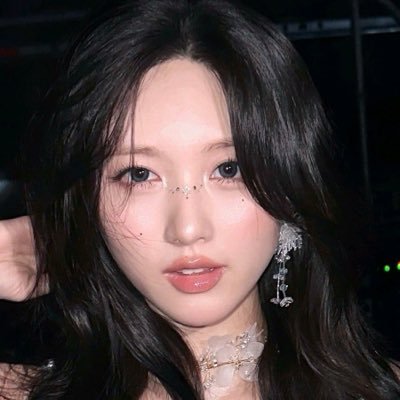 diveintorbit_'s profile picture. trade/sale ig @/wizblinktrades