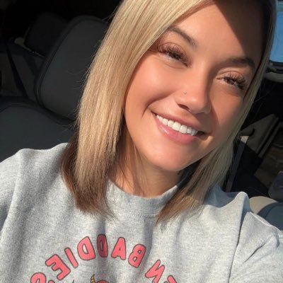 Amandabroo59601's profile picture. 