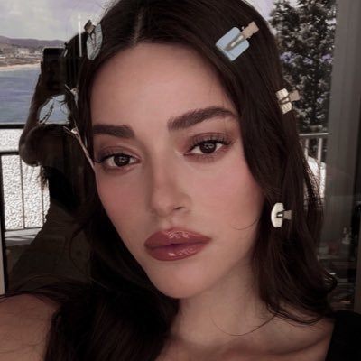 maktubedser's profile picture. I hope hande erçel continues to make you guys miserable and upset